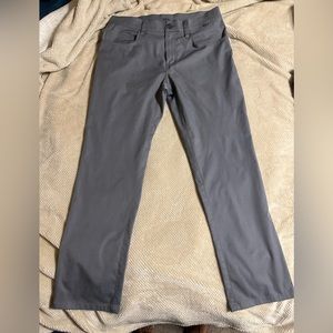 Travis Matthew Golf Pants Flat Front Stretch Gray Men's Sz 34x30